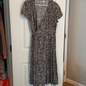 Old navy wrap dress